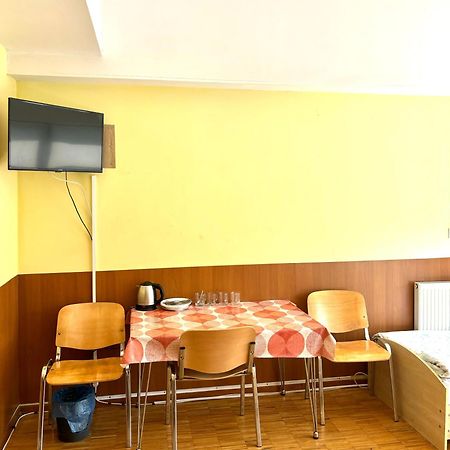 Hostel Nuove Frontiere 나이사 외부 사진