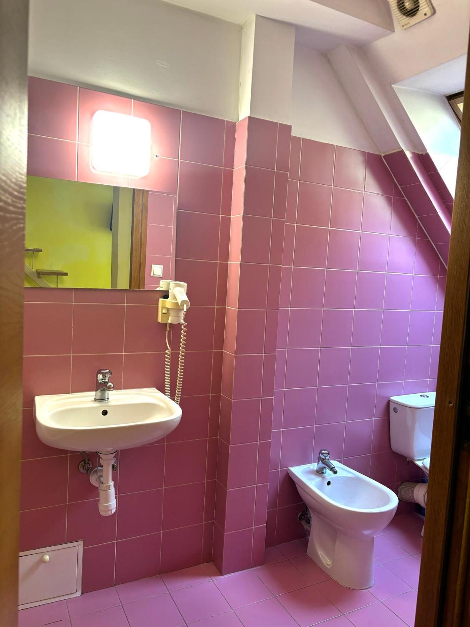 Hostel Nuove Frontiere 나이사 외부 사진